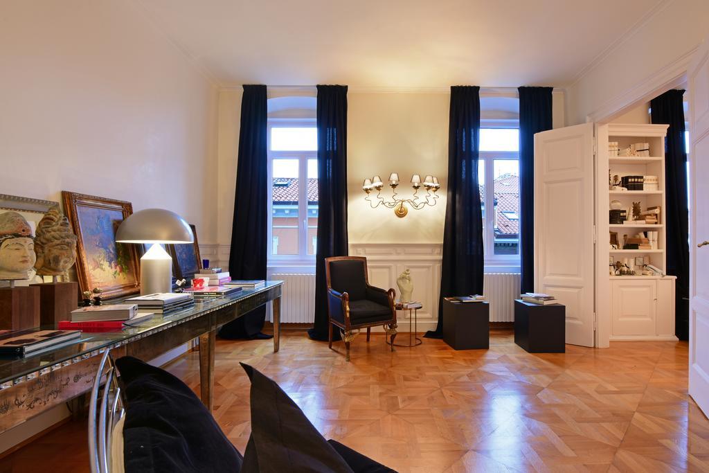 Seven Historical Suites Triëst Buitenkant foto