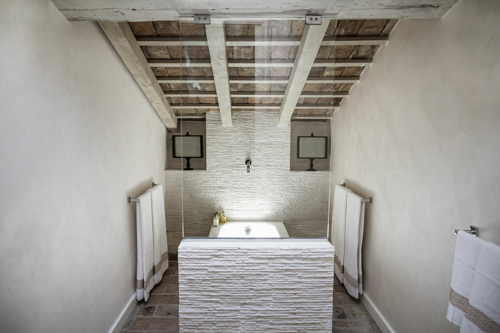 Seven Historical Suites Triëst Buitenkant foto